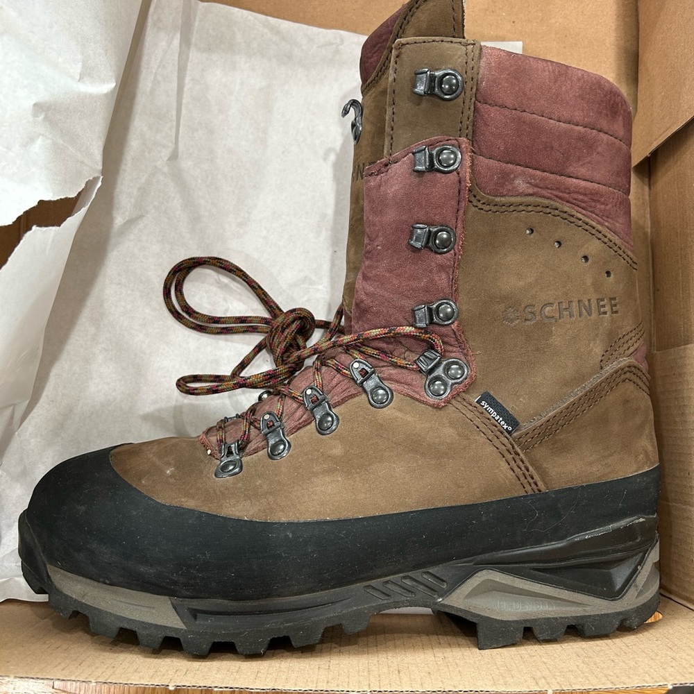 Schnee's Beartooth 200g Hiking Boots - Picture 13 of 13